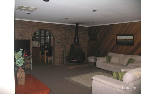 Property photo of 4 Rhus Avenue Parafield Gardens SA 5107