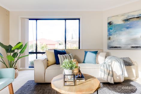 Property photo of 8 Pannamena Crescent Jerrabomberra NSW 2619