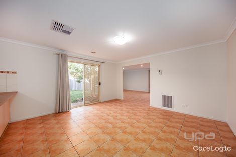 Property photo of 42 Jindabyne Avenue Taylors Hill VIC 3037