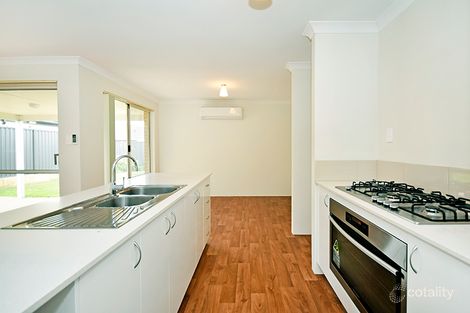 Property photo of 20 Aldine Ridge Aveley WA 6069