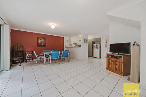 Property photo of 2/83 Dibar Street Wynnum QLD 4178