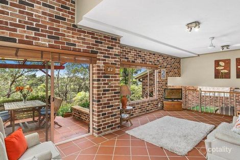 Property photo of 17 Walsh Close Illawong NSW 2234