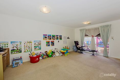 Property photo of 75 Moonstone Circuit St Albans VIC 3021