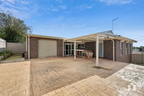 Property photo of 1 Panorama Close Bundoora VIC 3083