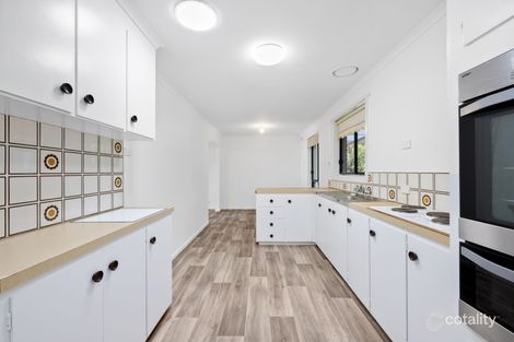 Property photo of 2 Highfield Avenue Mount Clear VIC 3350