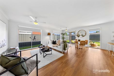 Property photo of 12 Stapehill Court Deer Park VIC 3023