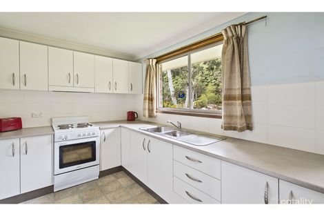 Property photo of 23 Minni Ha Ha Road Katoomba NSW 2780