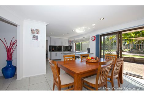 Property photo of 17 Rosewall Place Morayfield QLD 4506