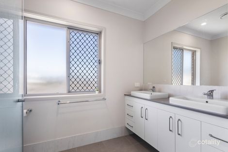 Property photo of 29 Short Street Loganlea QLD 4131