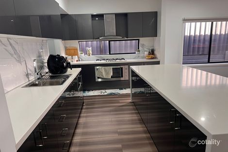 Property photo of 22 Groundberry Avenue Wallan VIC 3756