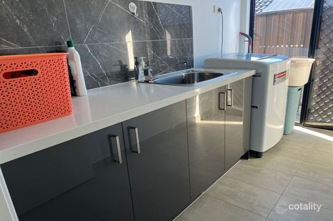 Property photo of 22 Groundberry Avenue Wallan VIC 3756