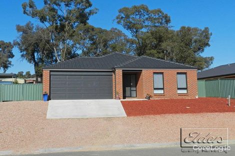 Property photo of 30 Irontree Close Kangaroo Flat VIC 3555