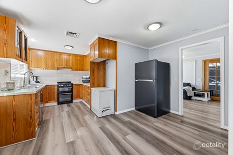 Property photo of 3 Macarthur Place Ruse NSW 2560