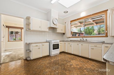Property photo of 38 Surrey Road Mount Waverley VIC 3149