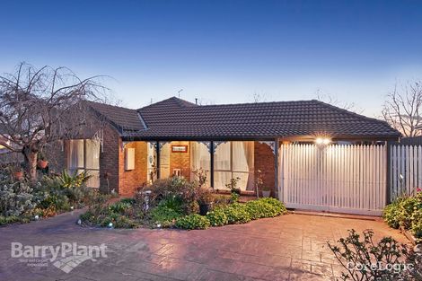 Property photo of 17 Howitt Court Berwick VIC 3806