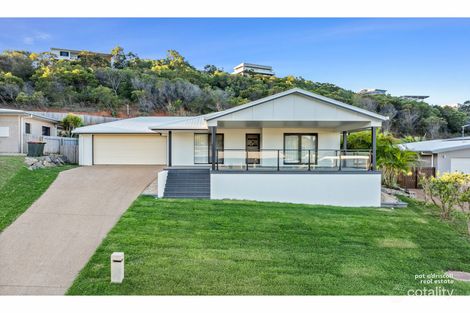 42 Waterview Dr, Lammermoor, QLD 4703