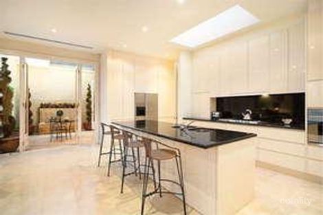 Property photo of 2 Devorgilla Avenue Toorak VIC 3142