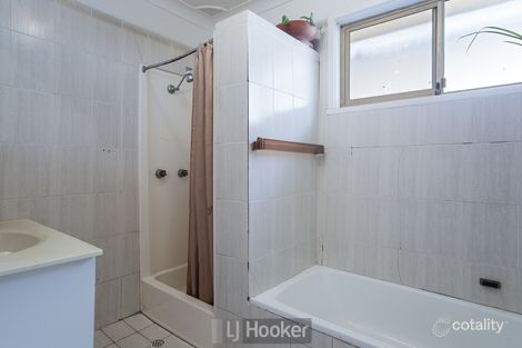 Property photo of 4 Ford Avenue Mount Hutton NSW 2290