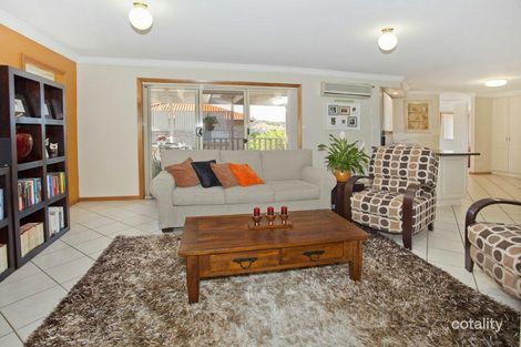 Property photo of 4 Menindee Close Flinders NSW 2529