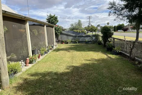 27 Barooga St, Berrigan, NSW 2712