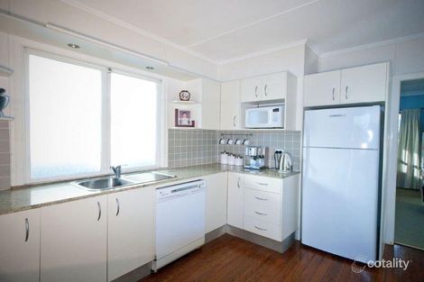 Property photo of 10 Crawford Road Wynnum West QLD 4178