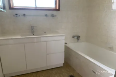 Property photo of 3 Oleander Crescent Riverstone NSW 2765