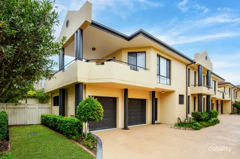 Property photo of 1/138-140 Stella Street Toowoon Bay NSW 2261