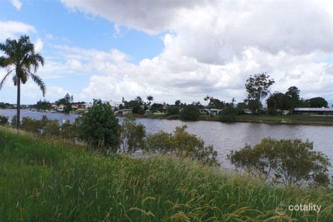 Property photo of 86 Cabana Boulevard Benowa QLD 4217