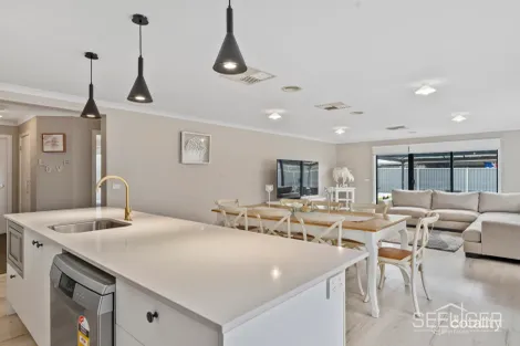 Property photo of 18 Silverwoods Boulevard Yarrawonga VIC 3730