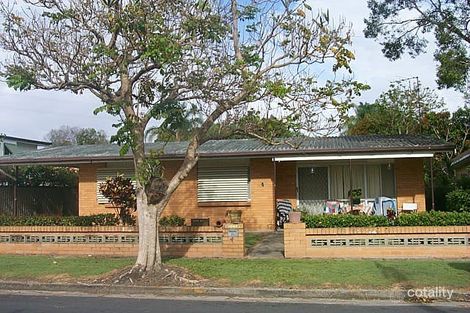 Property photo of 4 Collier Avenue Biggera Waters QLD 4216