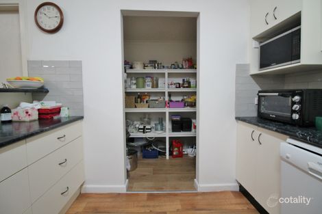 Property photo of 3 Clarke Street Young NSW 2594