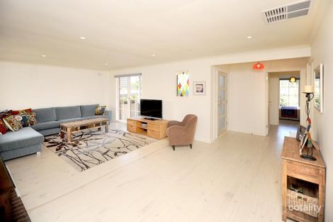 Property photo of 8 Tintinara Crescent Belmont VIC 3216