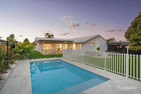 Property photo of 30 Crest Drive Elanora QLD 4221