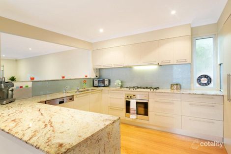 Property photo of 8 Hardwick Terrace Bardon QLD 4065