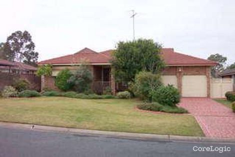 Property photo of 1 Aroa Place Glenfield NSW 2167