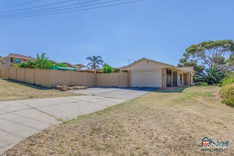 11 Hillside Rd, Mount Richon, WA 6112