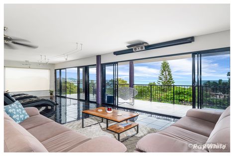 Property photo of 42 Bayview Drive Lammermoor QLD 4703