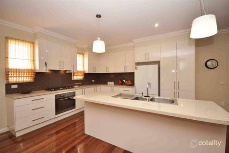 Property photo of 14 Wild Crescent Roxburgh Park VIC 3064