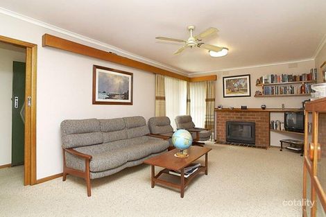 Property photo of 38 Curie Avenue Oak Park VIC 3046