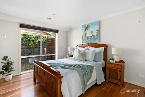Property photo of 4 Aldershot Road Langwarrin VIC 3910
