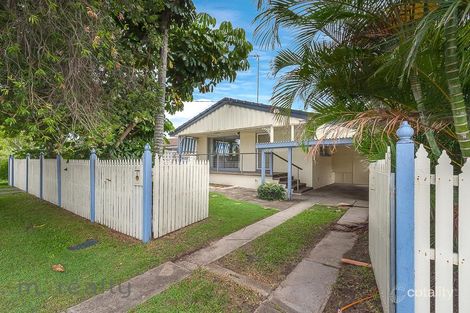 Property photo of 5 Grace Avenue Labrador QLD 4215