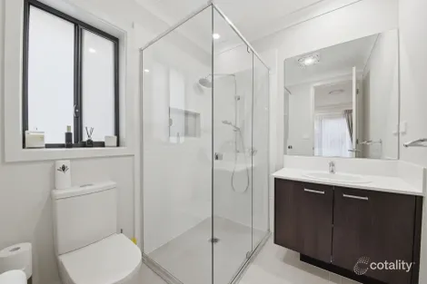 Property photo of 6 Koda Place Leppington NSW 2179