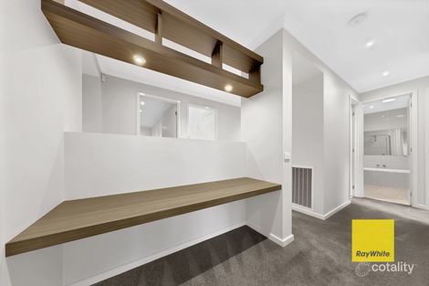 Property photo of 14 Stradling Rise Mernda VIC 3754