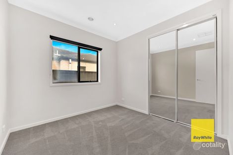 Property photo of 14 Stradling Rise Mernda VIC 3754