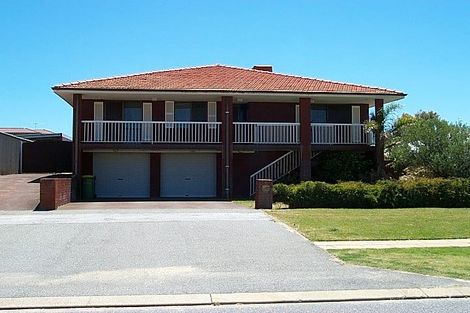 17 Dampier Dr, Golden Bay, WA 6174