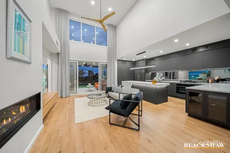 Property photo of 28 Temple Terrace Denman Prospect ACT 2611