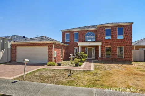 4 Gibralter Gdns, Point Cook, VIC 3030