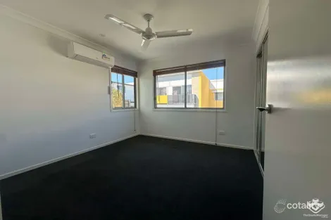 Property photo of 23/30 Taylor Place Mackenzie QLD 4156