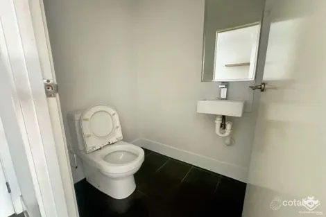 Property photo of 23/30 Taylor Place Mackenzie QLD 4156