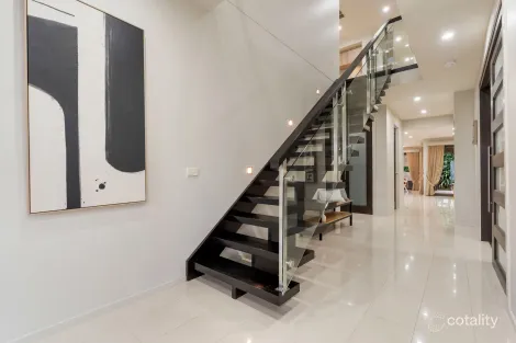 Property photo of 18 Vantage Boulevard Craigieburn VIC 3064